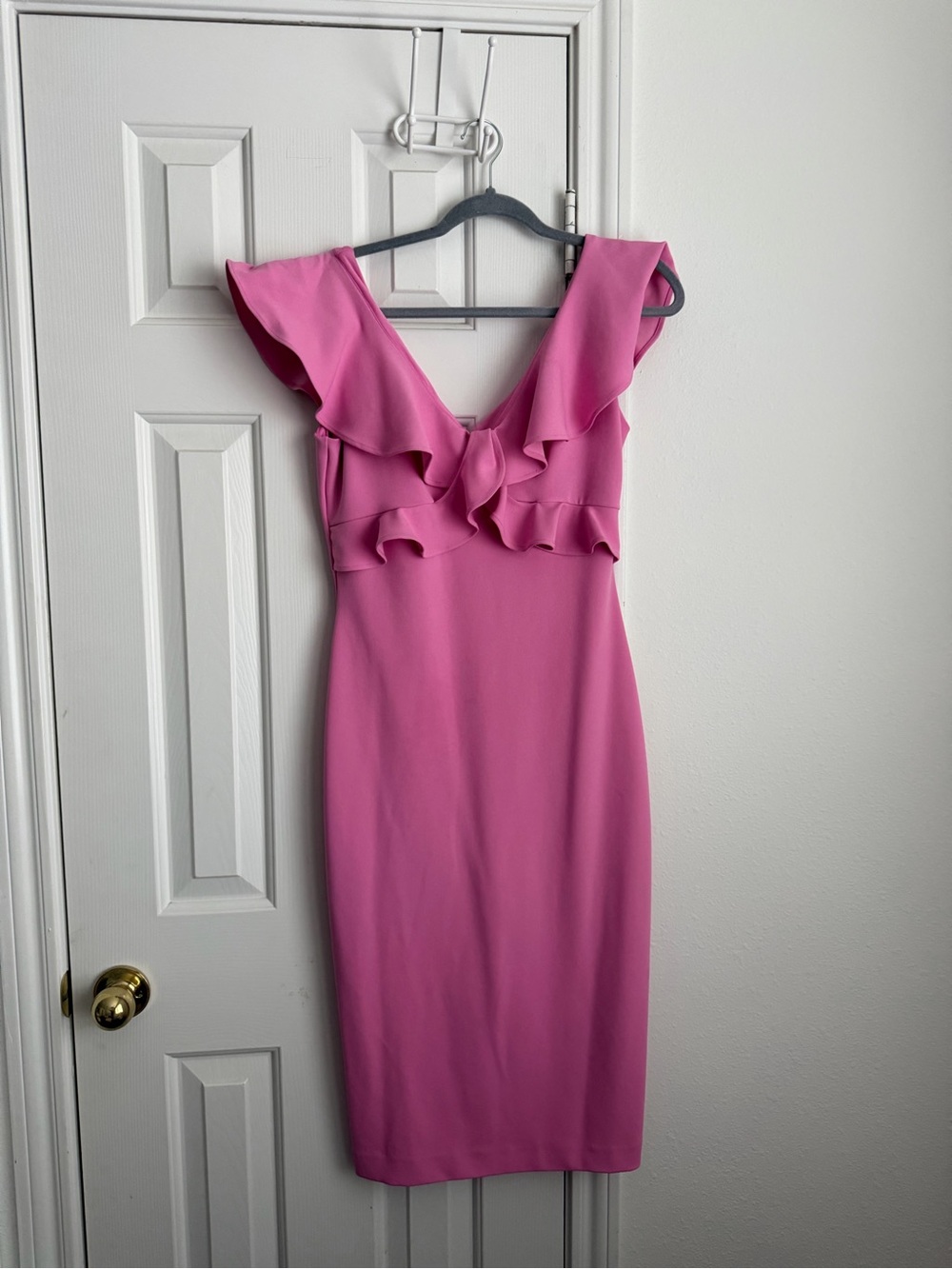 ANTONIO MELANI Pink Ruffle V-Neck Midi Sheath Dress